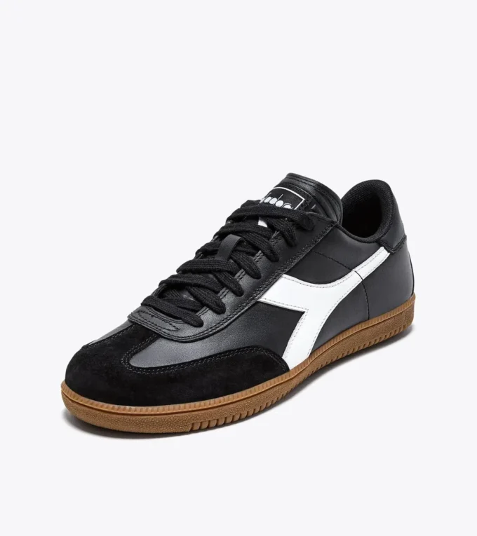 Adidași Adidași din piele