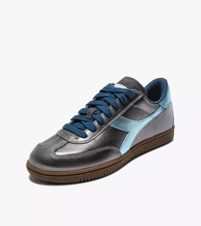 Adidași Adidași din piele metalizată Adidași Adidași din piele metalizată