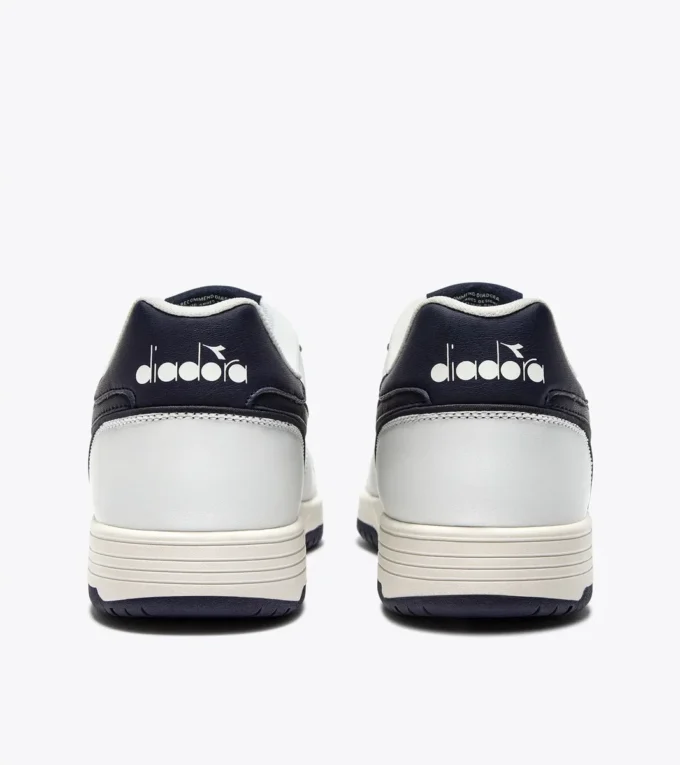 Adidași Deuce din piele