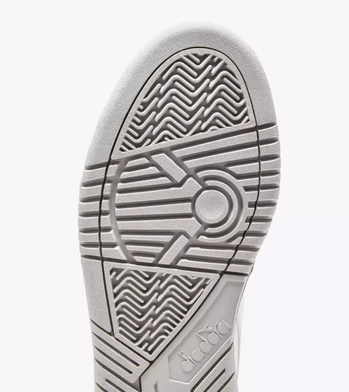 Adidași Deuce din piele