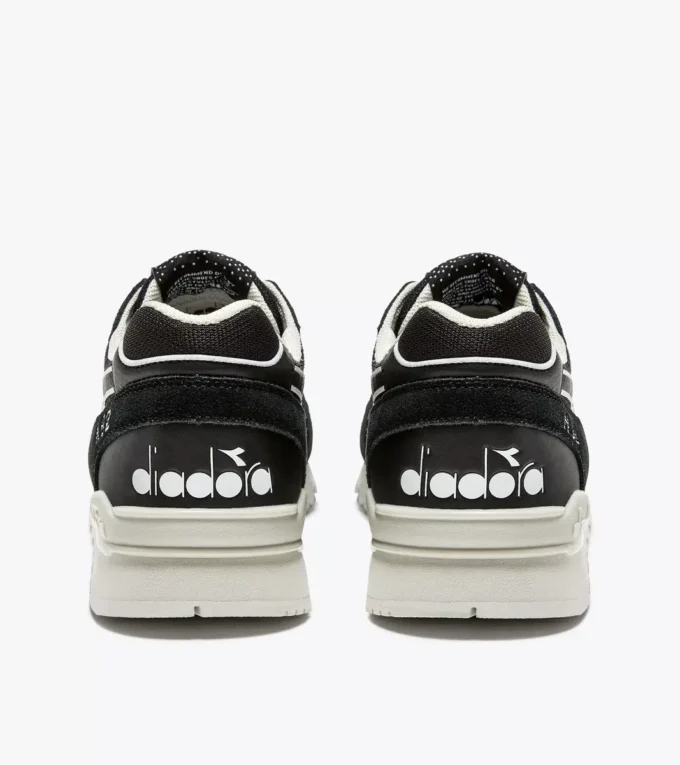 Adidași sport N.92 Advance Adidași sport N.92 Advance