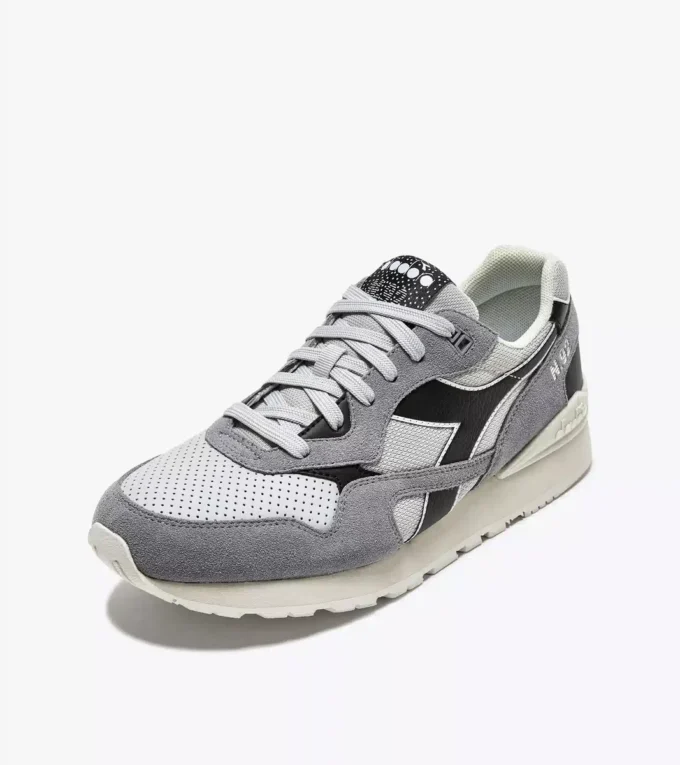 Adidași sport N.92 Advance Adidași sport N.92 Advance
