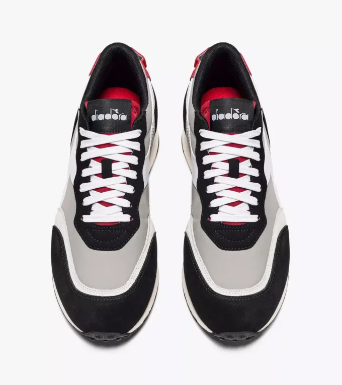 Adidași sportivi Race Nyl – Unisex Adidași sportivi Race Nyl – Unisex