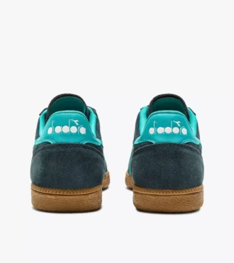Adidași Tokyo Leather