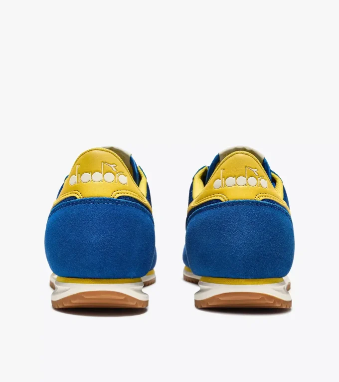Cross Adidași din piele întoarsă cu profil redus Cross Adidași din piele întoarsă cu profil redus