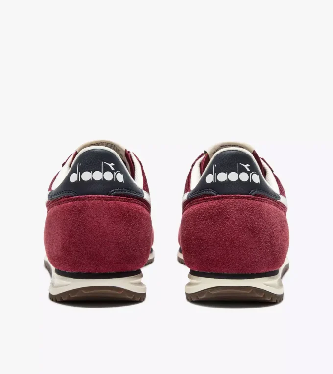 Cross Adidași din piele întoarsă cu profil redus Cross Adidași din piele întoarsă cu profil redus