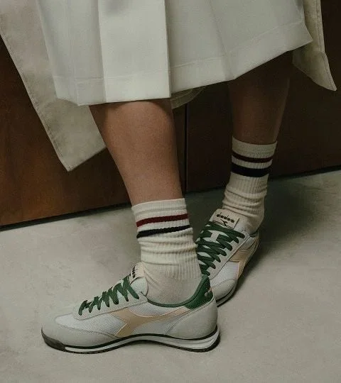 Cross Adidași din piele întoarsă cu profil redus Cross Adidași din piele întoarsă cu profil redus