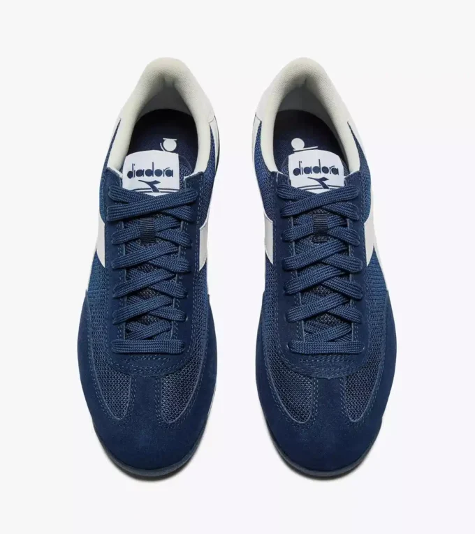 Cross Adidași din piele întoarsă cu profil redus Cross Adidași din piele întoarsă cu profil redus