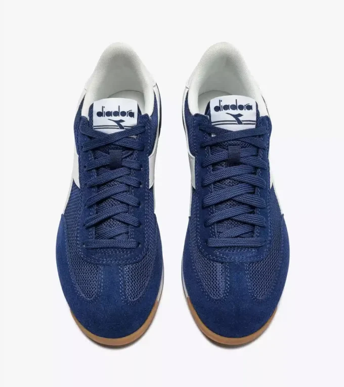 Cross Adidași din piele întoarsă cu profil redus Cross Adidași din piele întoarsă cu profil redus