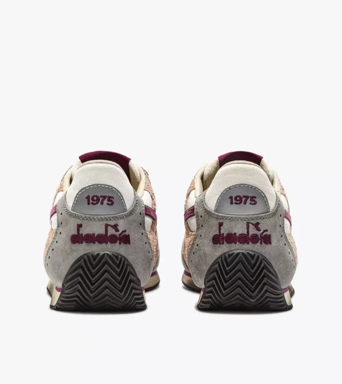 Equipe Revenge Used Adidași Heritage cu profil jos Equipe Revenge Used Adidași Heritage cu profil jos