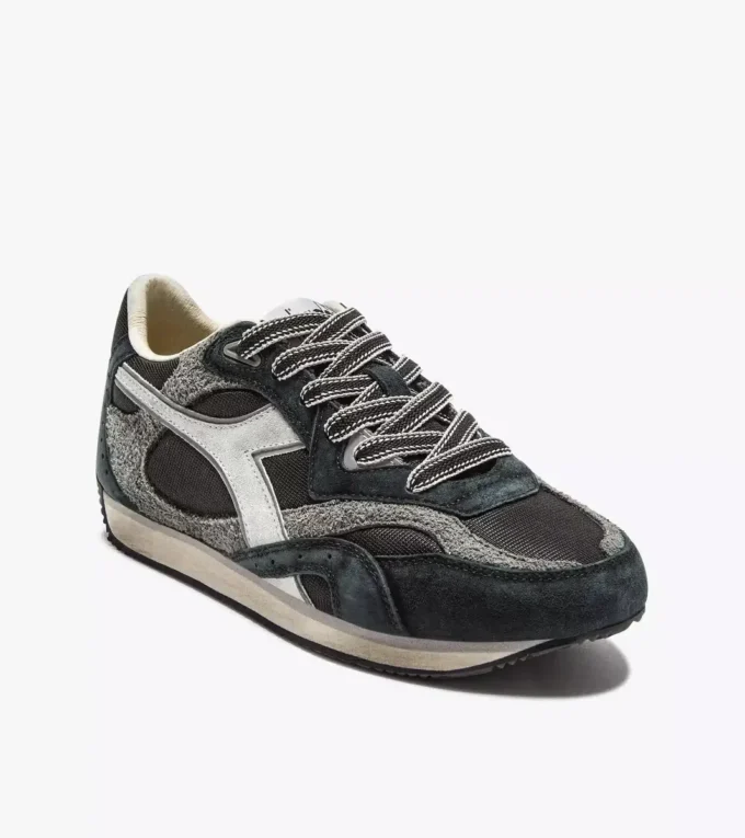 Equipe Revenge Used Adidași Heritage cu profil jos Equipe Revenge Used Adidași Heritage cu profil jos