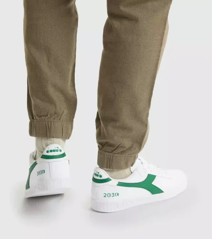 Game L Low 2030 Adidași sportivi – Unisex Game L Low 2030 Adidași sportivi – Unisex