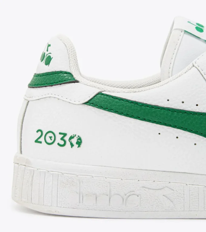 Game L Low 2030 Adidași sportivi – Unisex Game L Low 2030 Adidași sportivi – Unisex
