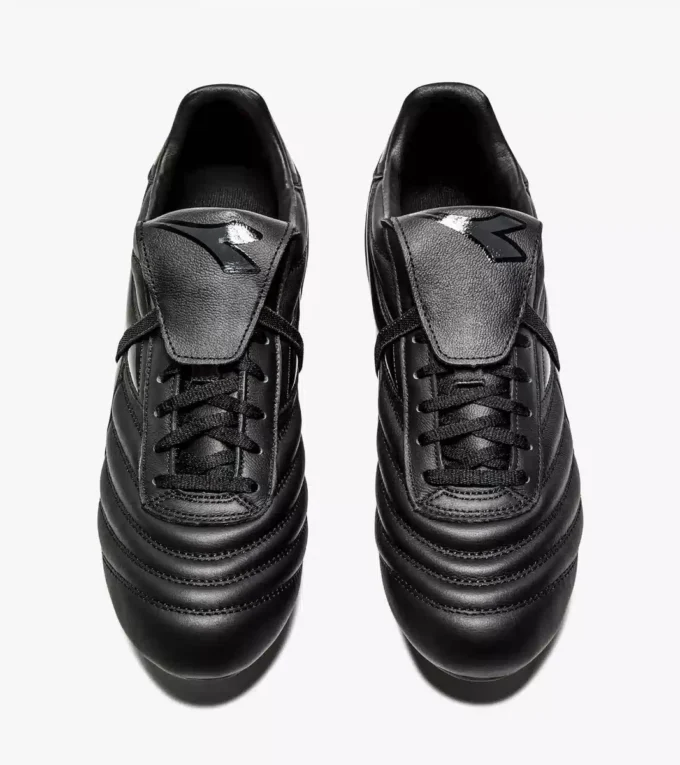 Ghete de fotbal Brasil Icon Lt T Mdpu din piele pentru terenuri ferme