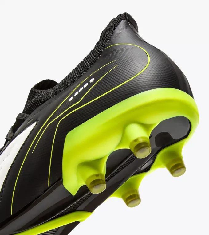 Ghete de fotbal din piele Maximus Icon Slx pentru terenuri ferme