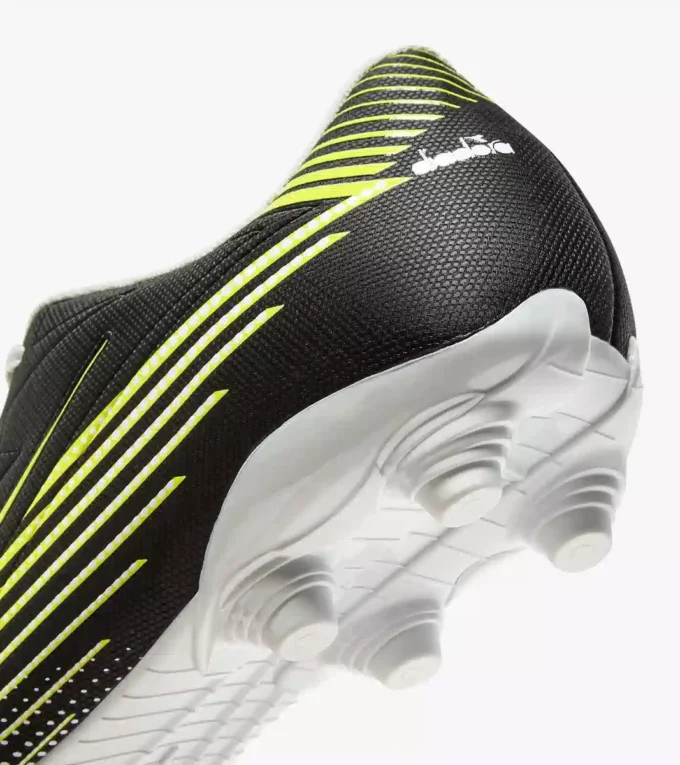 Ghete de fotbal Pichichi 8 Mg14 pentru terenuri ferme Ghete de fotbal Pichichi 8 Mg14 pentru terenuri ferme