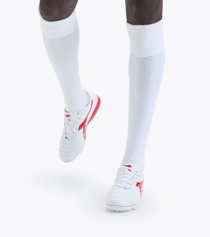 Ghete de futsal Brasil Elite2 R Tfr – Talpă specifică pentru teren sintetic/tare Ghete de futsal Brasil Elite2 R Tfr – Talpă specifică pentru teren sintetic/tare