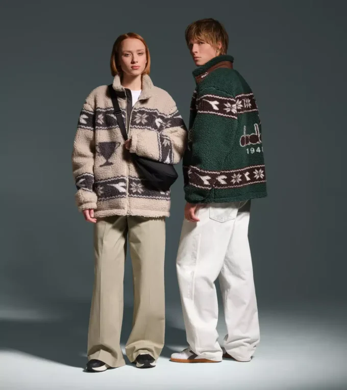 Jacheta din fleece polar Jacheta din fleece – Exclusivitate e-commerce & Magazinul Cortina Jacheta din fleece polar Jacheta din fleece – Exclusivitate e-commerce & Magazinul Cortina