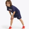 Jb. Set Essential Sports Ss Set sport – Tricou și pantaloni scurți – Băieți Jb. Set Essential Sports Ss Set sport – Tricou și pantaloni scurți – Băieți