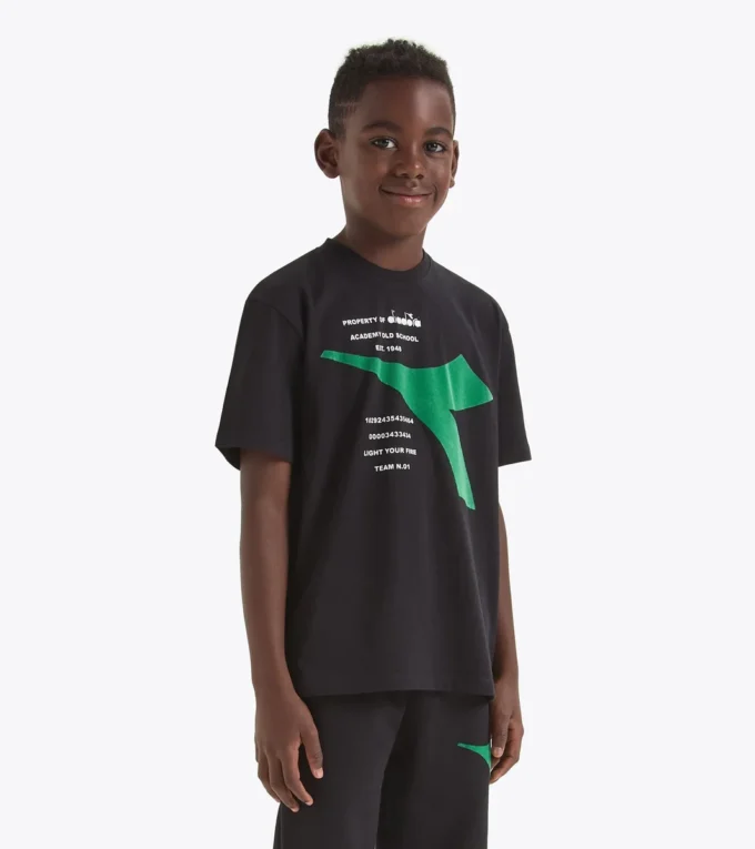 Jb. T-Shirt Ss Fregio Tricou cu logo contrastant – Băieți Jb. T-Shirt Ss Fregio Tricou cu logo contrastant – Băieți