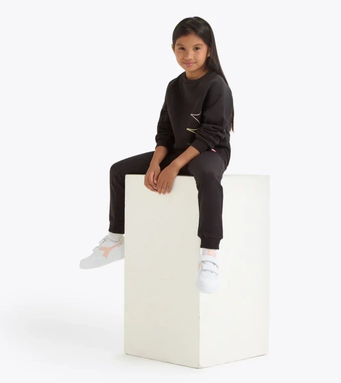 Jg. Tracksuit Logo Trening asortat – Fete Jg. Tracksuit Logo Trening asortat – Fete