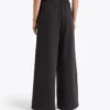 L. Pantaloni Pantaloni de trening Flare Athl. Logo cu croială lejeră L. Pantaloni Pantaloni de trening Flare Athl. Logo cu croială lejeră