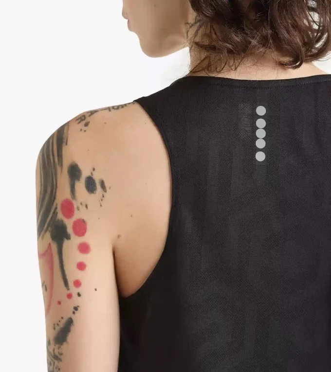 L. Super Light Tank Tricou fără mâneci Running – Țesătură ușoară Coolcore L. Super Light Tank Tricou fără mâneci Running – Țesătură ușoară Coolcore