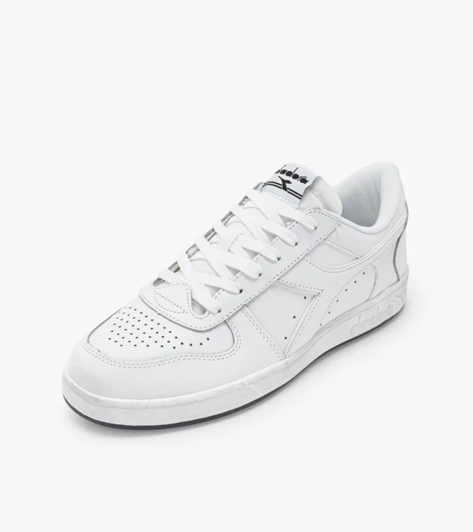 Magic Basket Low Icona Adidași sportivi