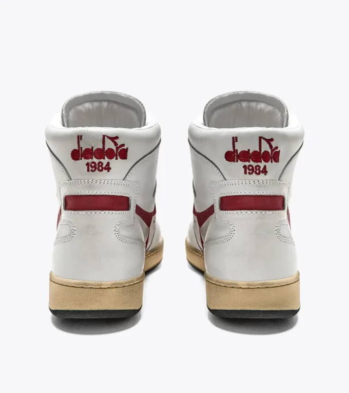 Mi Basket Pantofi Heritage folosiți – Unisex Mi Basket Pantofi Heritage folosiți – Unisex