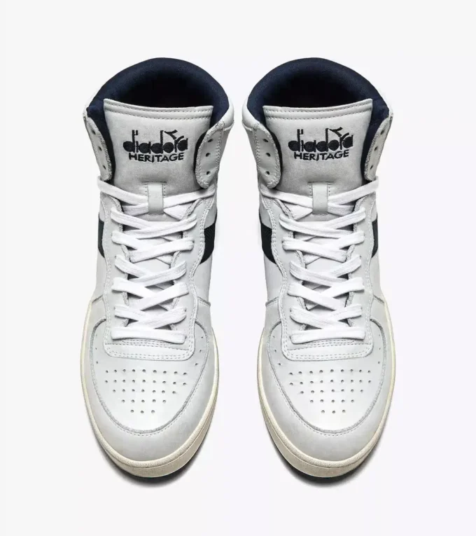 Mi Basket Pantofi Heritage folosiți – Unisex Mi Basket Pantofi Heritage folosiți – Unisex