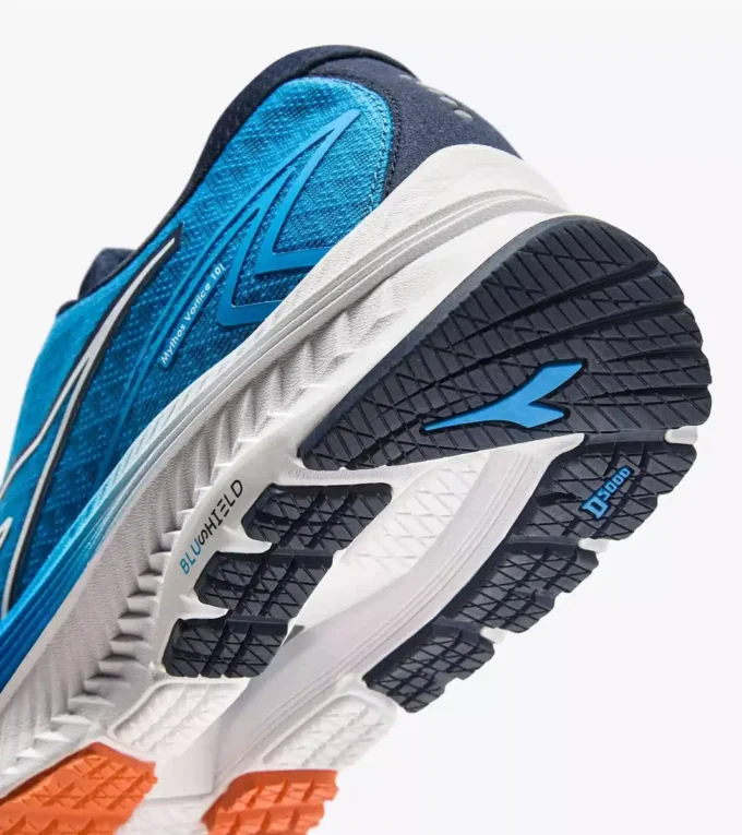 Mythos Blushield 10 Vortice Pantofi de alergare – Amortizare și protecție