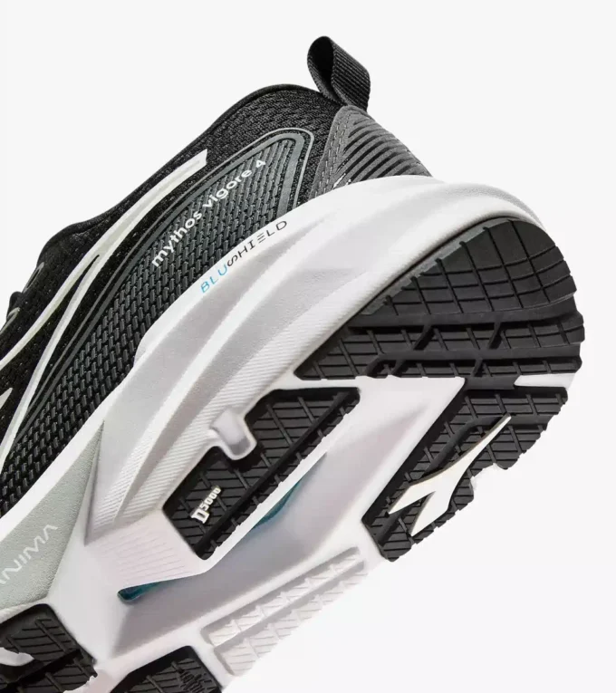 Mythos Blushield Vigore 4 W Pantofi de alergare – Stabilitate și protecție Mythos Blushield Vigore 4 W Pantofi de alergare – Stabilitate și protecție