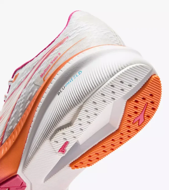 Mythos Blushield Volo 5 W Pantofi de alergare – Stabilitate și ușurință Mythos Blushield Volo 5 W Pantofi de alergare – Stabilitate și ușurință