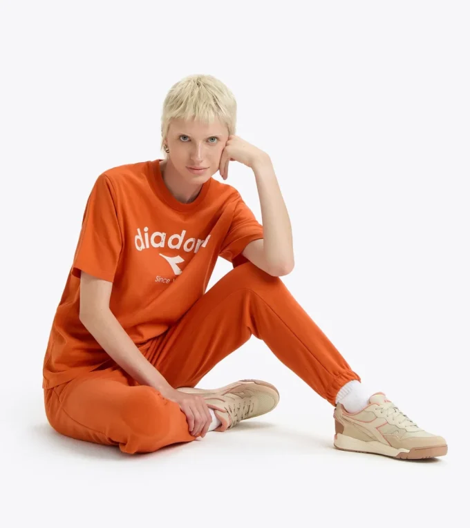 Pantaloni Athl. Logo Sweatpants – Unisex Pantaloni Athl. Logo Sweatpants – Unisex