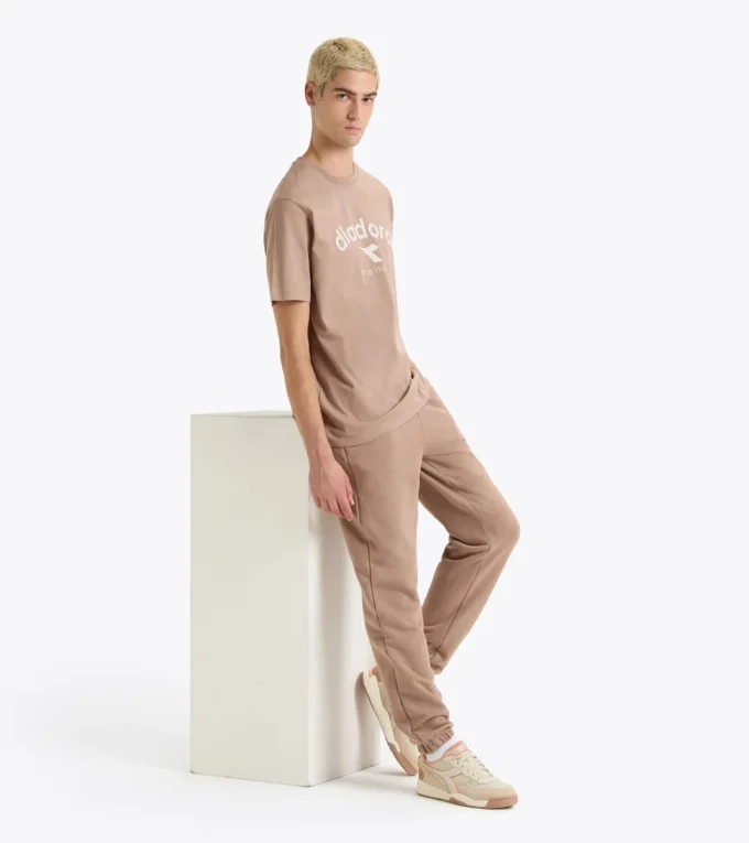 Pantaloni Athl. Logo Sweatpants – Unisex Pantaloni Athl. Logo Sweatpants – Unisex