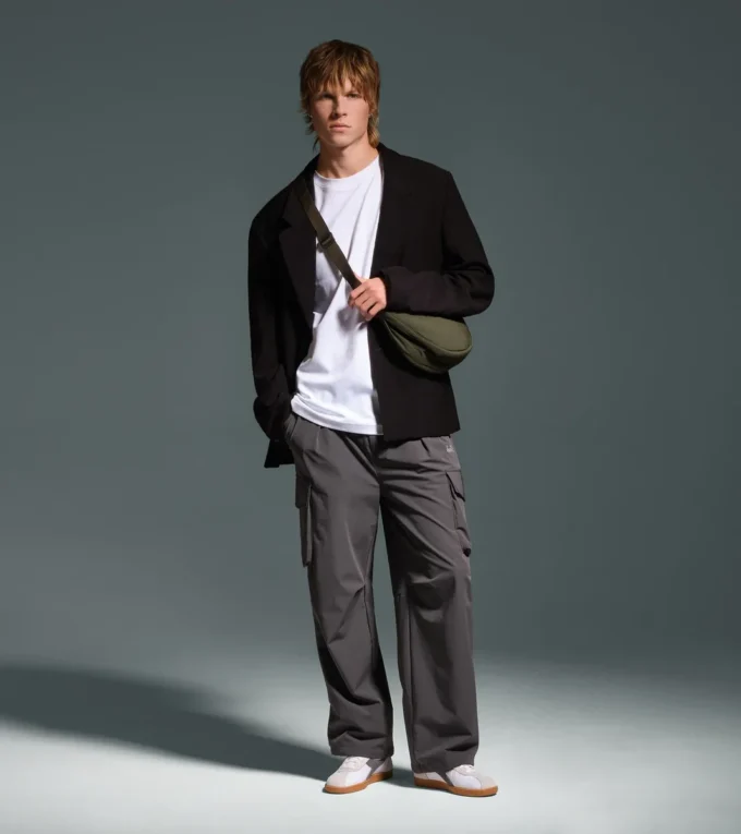 Pantaloni cargo Pantaloni cargo de iarnă – Exclusiv pe site-ul de comerț electronic și în magazinul Cortina Pantaloni cargo Pantaloni cargo de iarnă – Exclusiv pe site-ul de comerț electronic și în magazinul Cortina