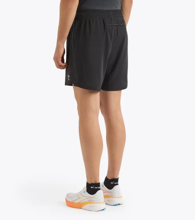 Pantaloni scurți 2In1 5” Run Crew Pantaloni scurți de alergare 2 în 1 – Antrenament Pantaloni scurți 2In1 5” Run Crew Pantaloni scurți de alergare 2 în 1 – Antrenament