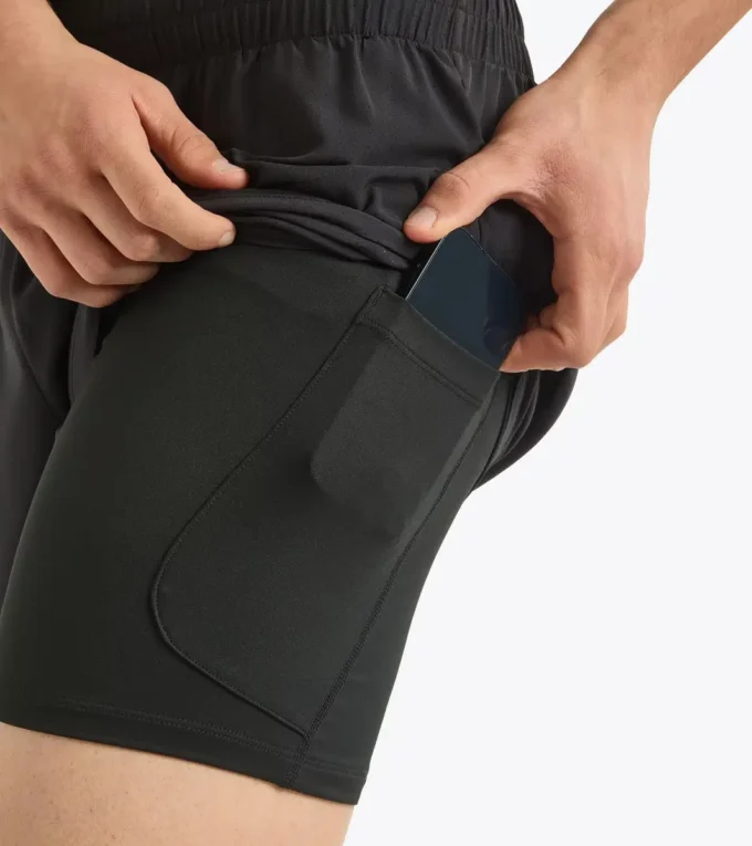 Pantaloni scurți 2In1 5” Run Crew Pantaloni scurți de alergare 2 în 1 – Antrenament Pantaloni scurți 2In1 5” Run Crew Pantaloni scurți de alergare 2 în 1 – Antrenament