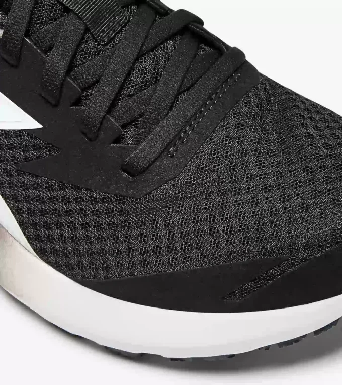 Pantofi de alergare Mythos Blushield Vigore 3 – Stabilitate și protecție Pantofi de alergare Mythos Blushield Vigore 3 – Stabilitate și protecție
