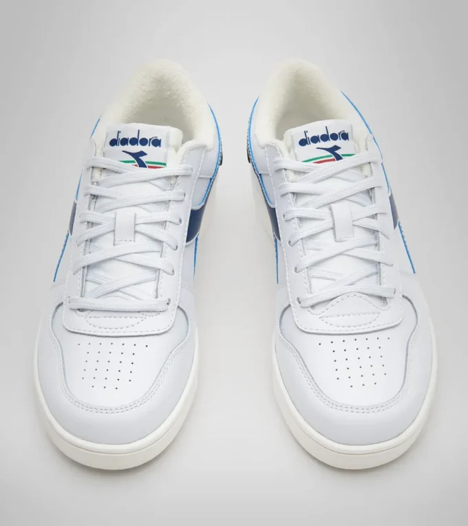 Pantofi sport Magic Basket Low Gs Junior – Băieți Pantofi sport Magic Basket Low Gs Junior – Băieți