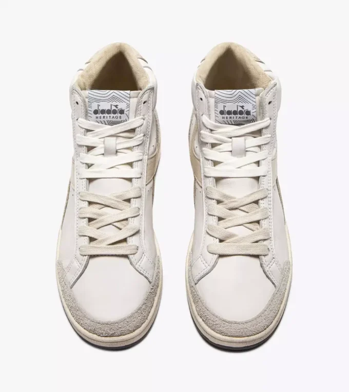 Prestige High Adidași Heritage folosiți, confecționați din piele Prestige High Adidași Heritage folosiți, confecționați din piele