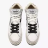 Prestige High Adidași Heritage folosiți, confecționați din piele Prestige High Adidași Heritage folosiți, confecționați din piele