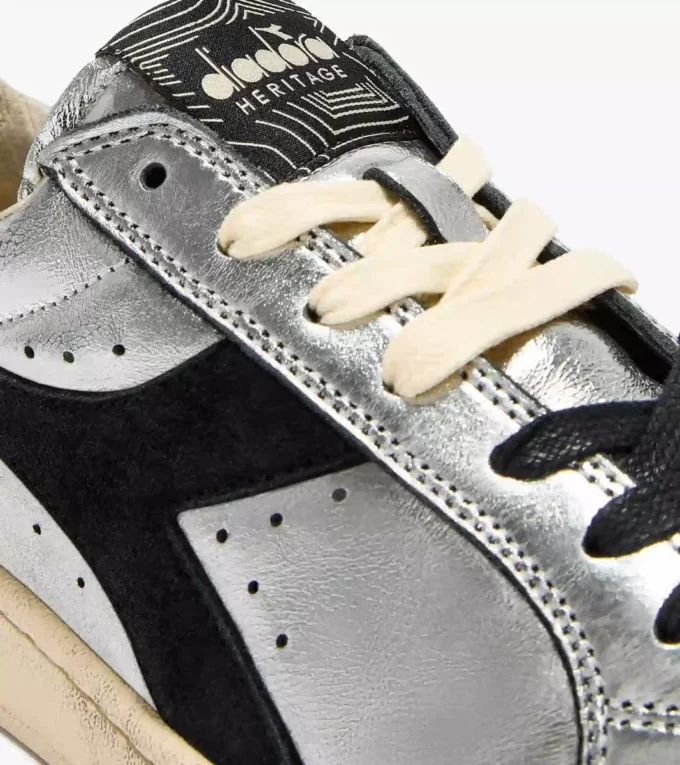 Prestige Metal Used Adidaș Heritage din piele Prestige Metal Used Adidaș Heritage din piele