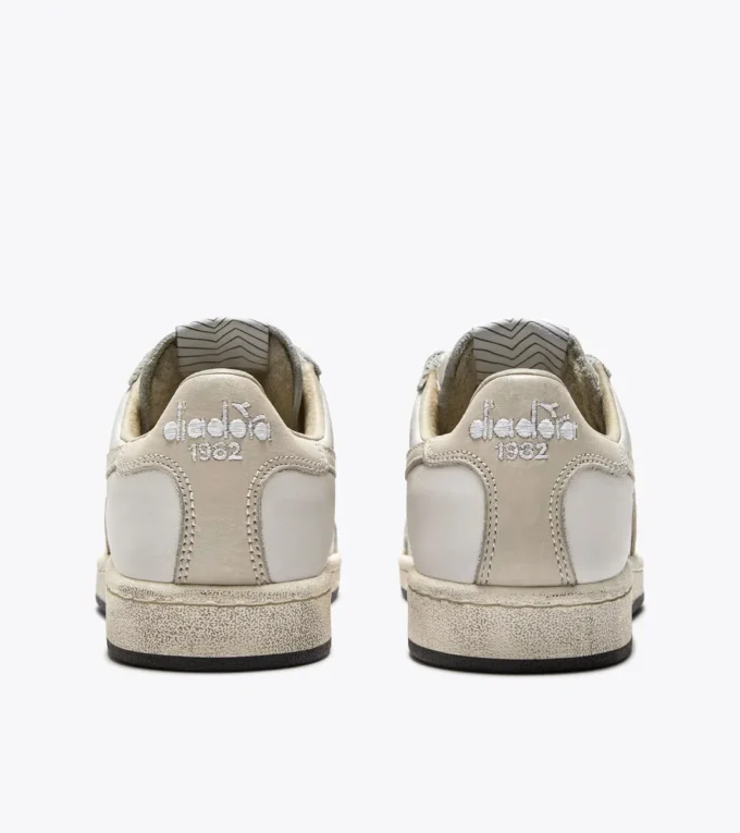 Prestige Used Adidași Heritage din piele