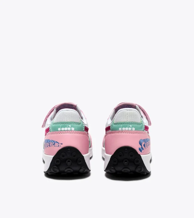 Race Ps Supergirl Adidași sport – Fete – 4-8 ani Race Ps Supergirl Adidași sport – Fete – 4-8 ani