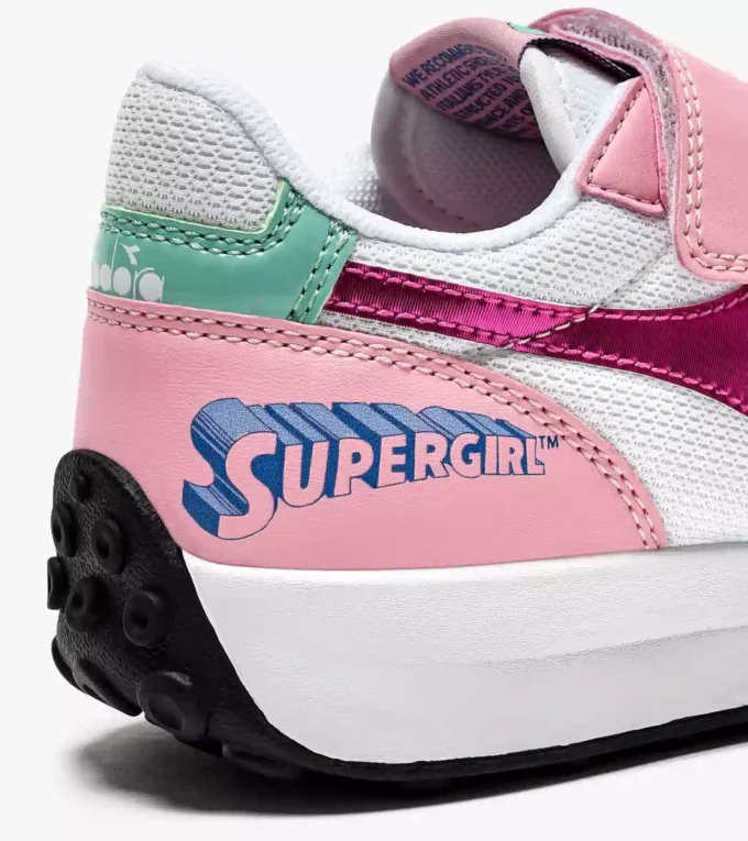 Race Ps Supergirl Adidași sport – Fete – 4-8 ani Race Ps Supergirl Adidași sport – Fete – 4-8 ani