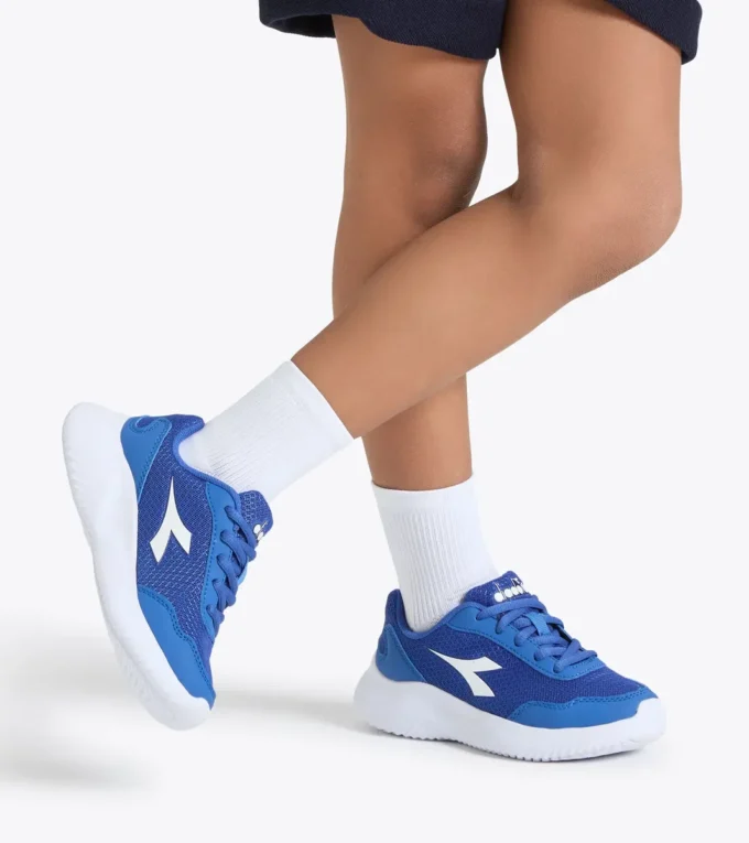 Robin 3 Jr Pantofi de alergare cu șireturi pentru copii – Unisex Robin 3 Jr Pantofi de alergare cu șireturi pentru copii – Unisex
