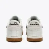 Seoul Adidași din piele inspirați de terasa interioară Seoul Adidași din piele inspirați de terasa interioară