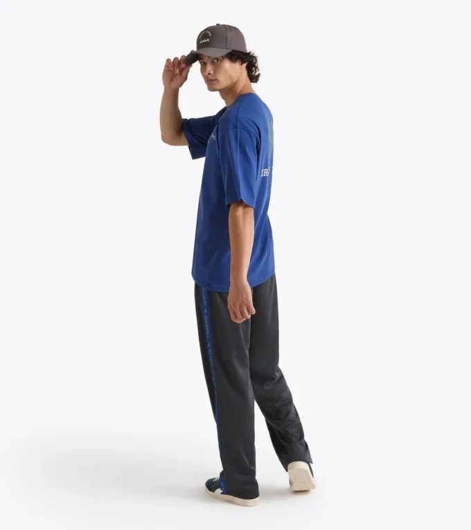 Tricou Ss Legacy Ii Tricou Legacy cu imprimeu din arhiva OG – Fabricat în Italia Tricou Ss Legacy Ii Tricou Legacy cu imprimeu din arhiva OG – Fabricat în Italia