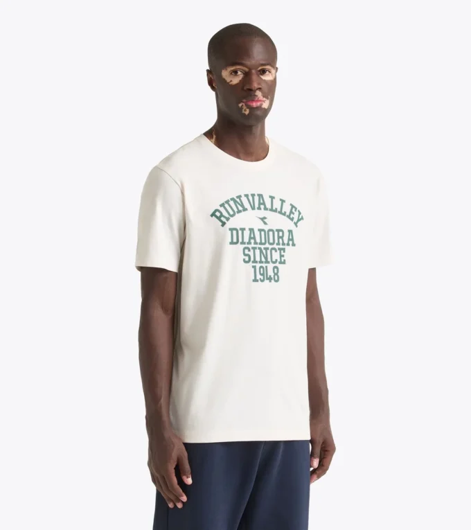 Tricou Ss Run Valley Tricou inspirat din stilul colegial – Run Valley Tricou Ss Run Valley Tricou inspirat din stilul colegial – Run Valley